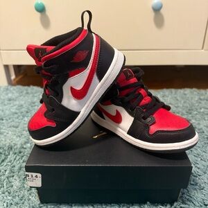 Kids Nike Air Jordan Mid Sneakers | Size 9C